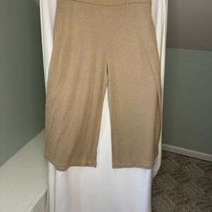 Banana Republic women's Wide-Leg knit Pants capri length size Small
